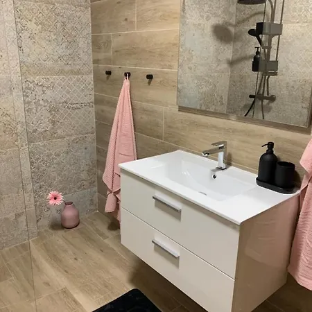 Διαμέρισμα Casablanca Ii